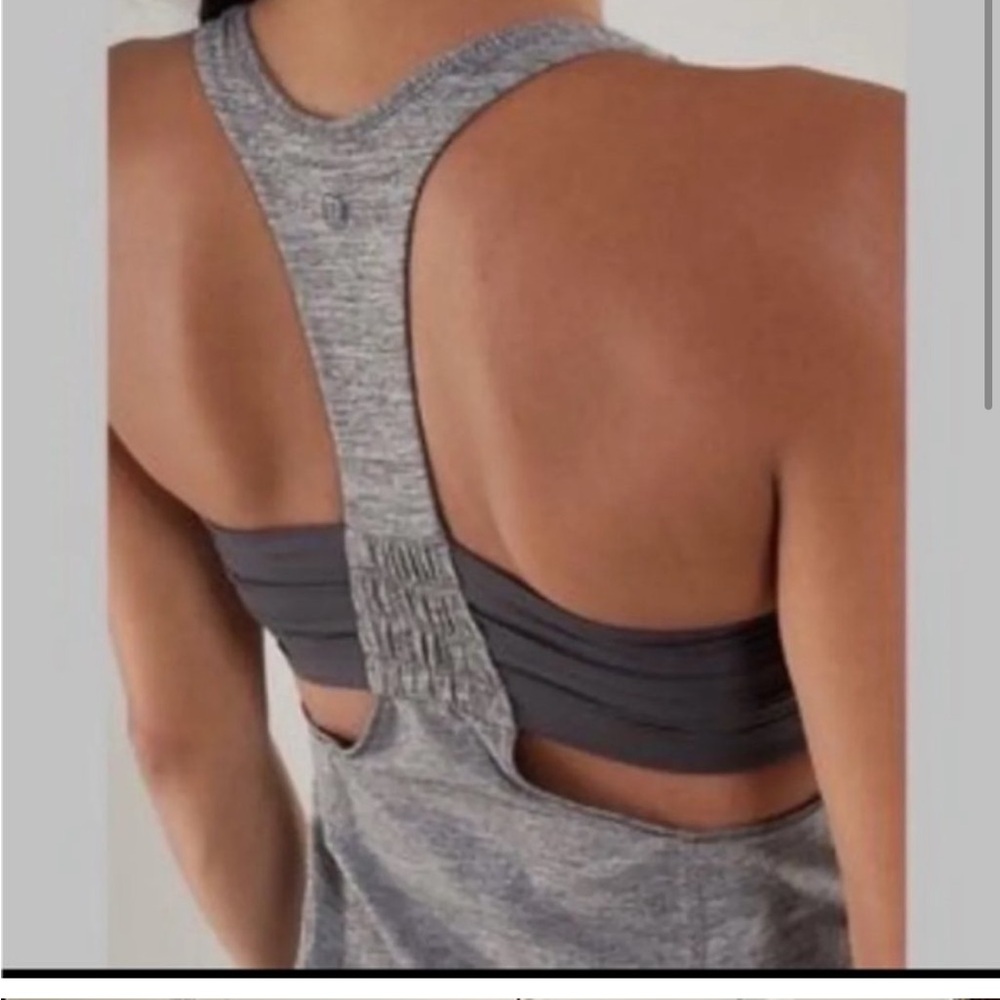 Lululemon Tone It Tank Top Women’s 8 Medium Gray Workout Shirt